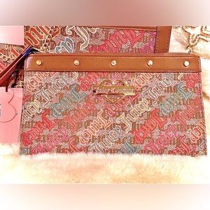 Juicy Couture Pouch